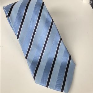 Burberry blue striped tie